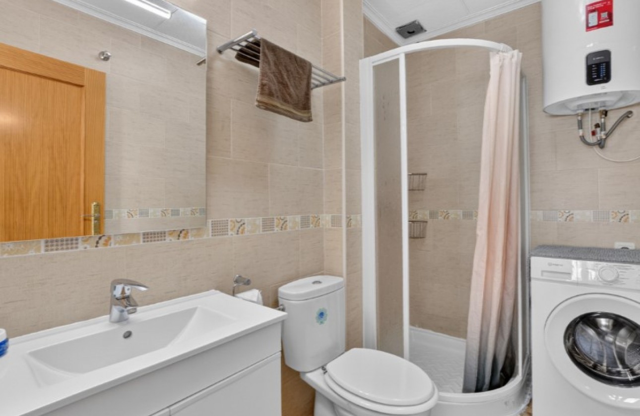Resale - Villa - Torrevieja - Costa Blanca