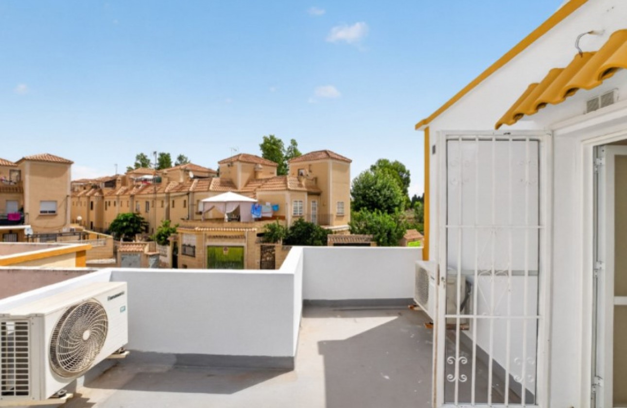 Resale - Villa - Torrevieja - Costa Blanca
