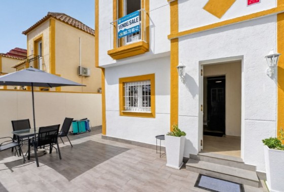 Resale - Villa - Torrevieja - Costa Blanca