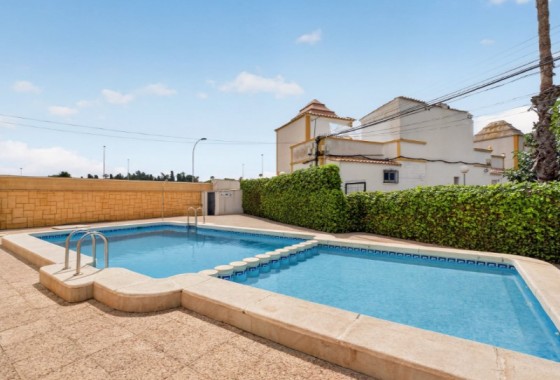 Resale - Villa - Torrevieja - Costa Blanca