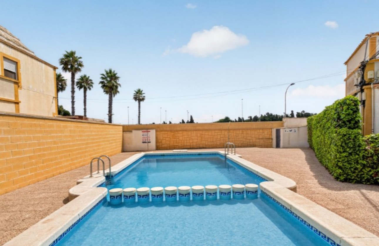 Resale - Villa - Torrevieja - Costa Blanca