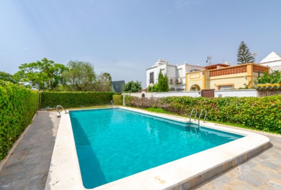 Resale - Villa - Torrevieja - Costa Blanca