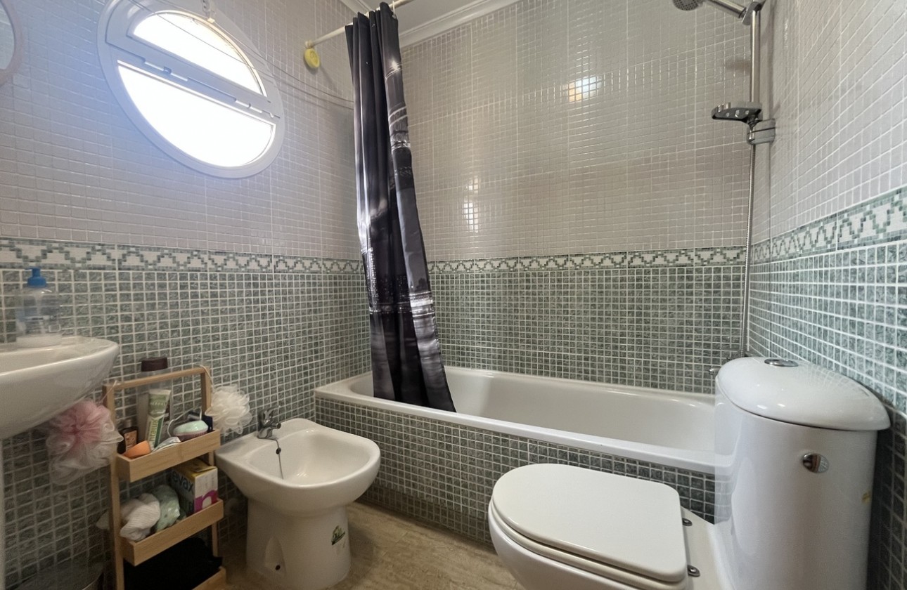 Reventa - Apartamento / piso - Algorfa