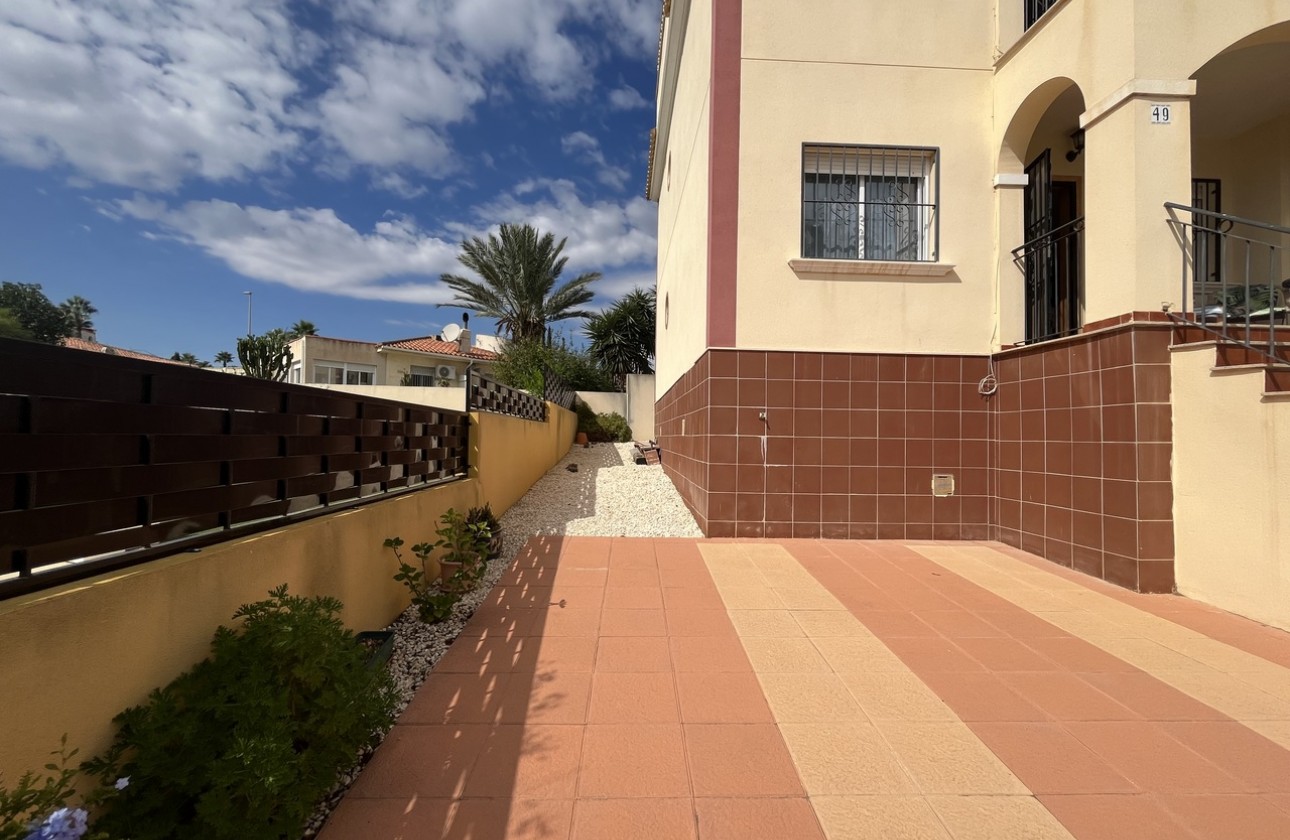 Reventa - Apartamento / piso - Algorfa