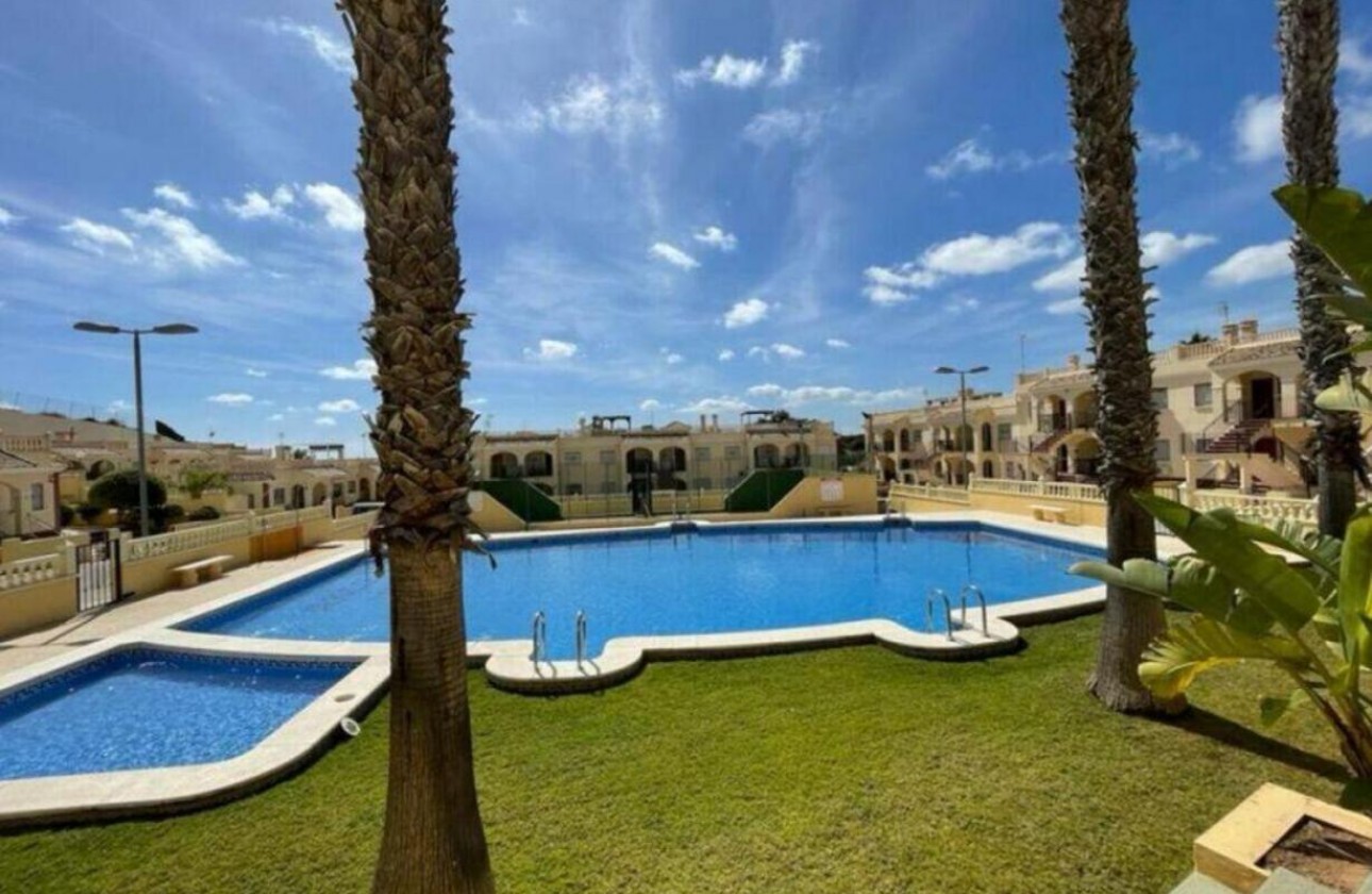 Reventa - Apartamento / piso - Algorfa