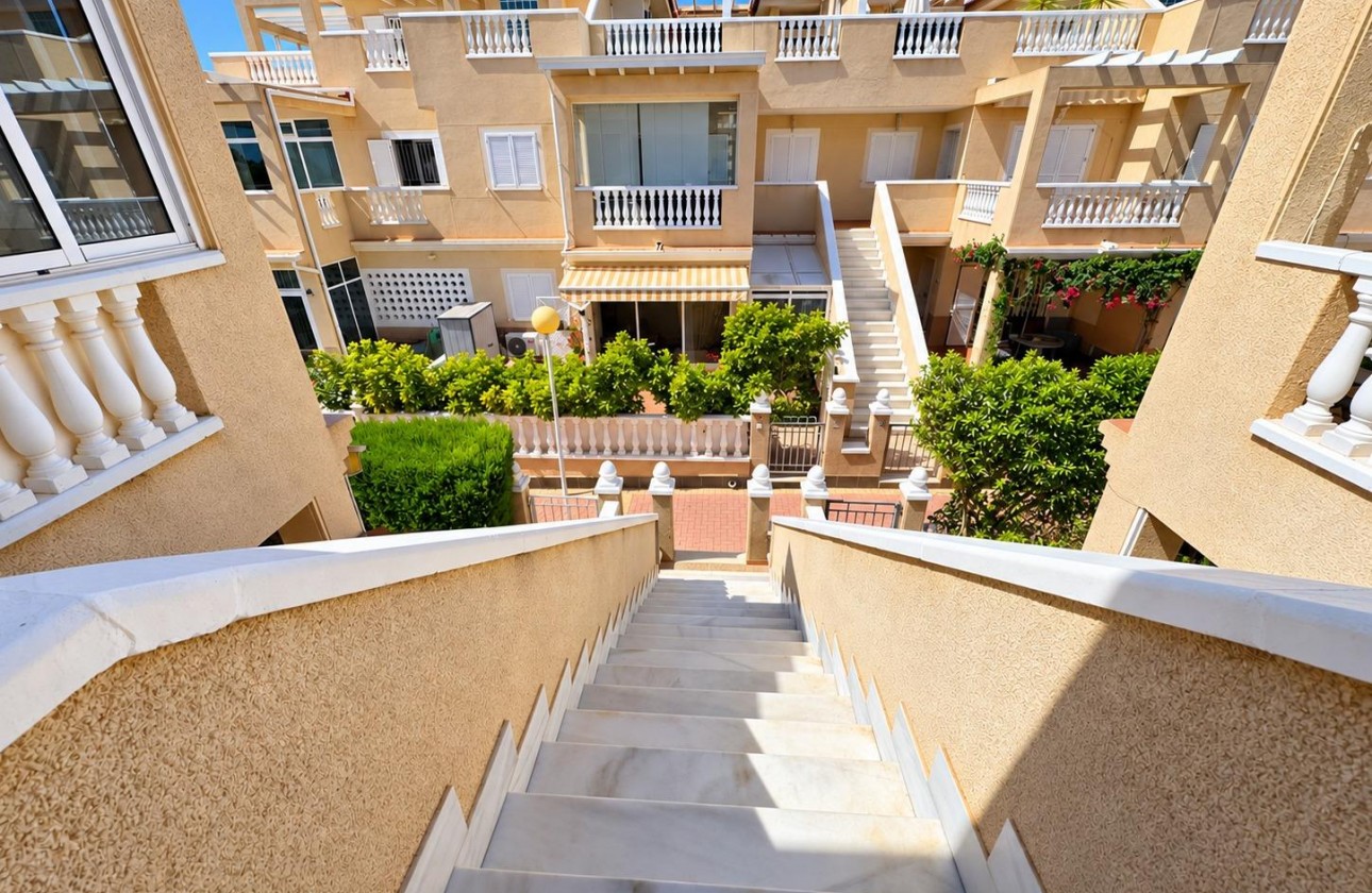 Resale - Apartment / flat - Orihuela Costa - Punta Prima
