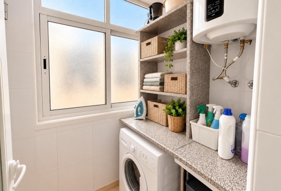 Resale - Apartment / flat - Orihuela Costa - Punta Prima