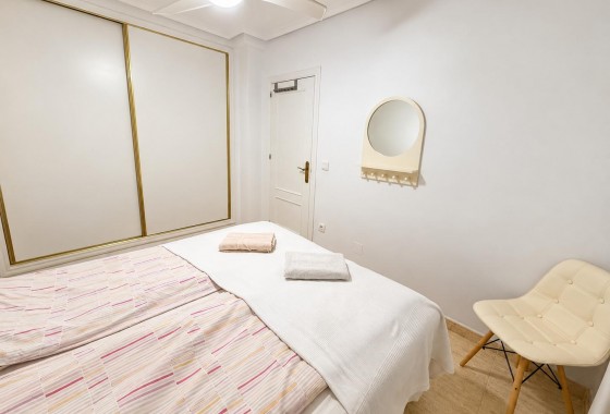 Resale - Apartment / flat - Orihuela Costa - Punta Prima