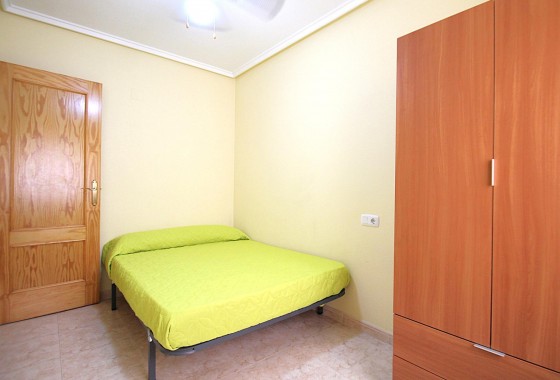 Reventa - Apartamento / piso - Torrevieja - Las Piscinas Naturales