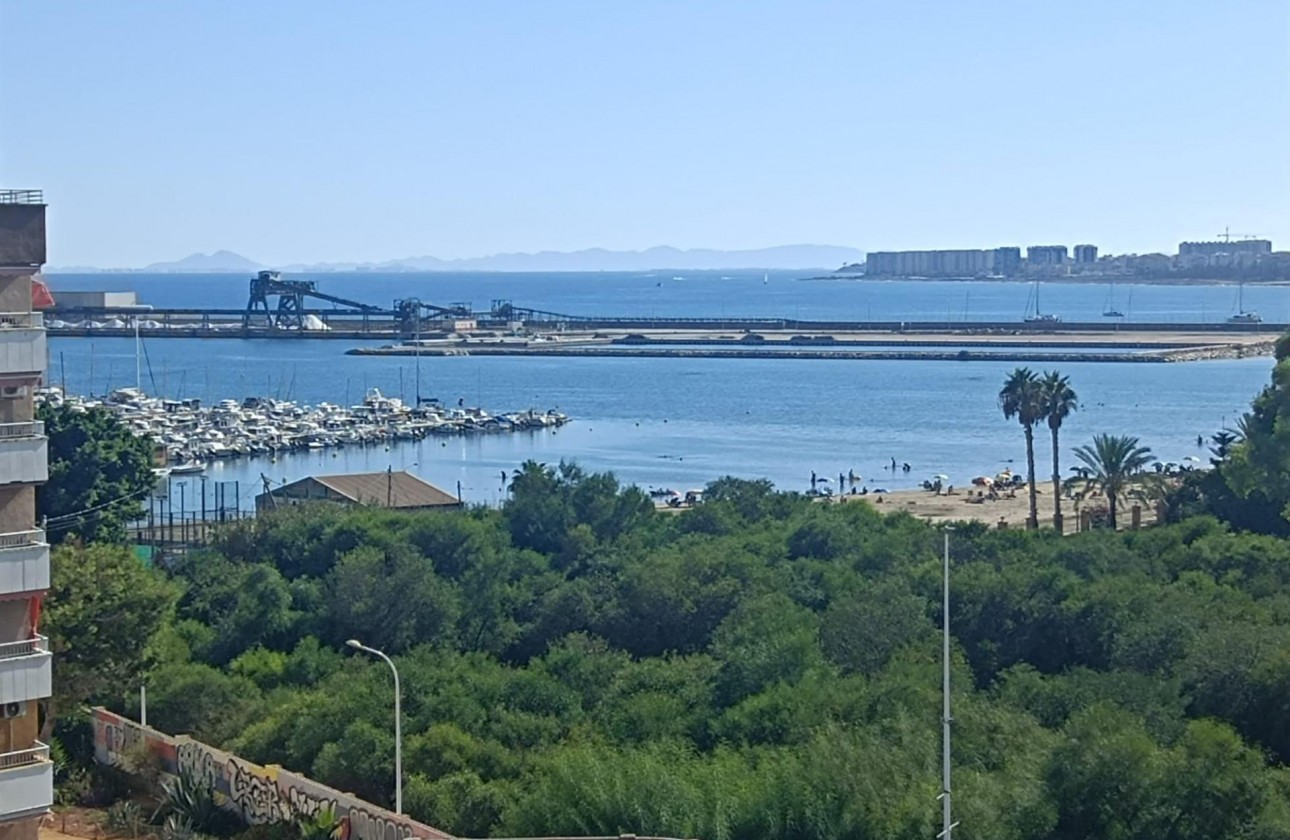 Resale - Apartment / flat - Torrevieja - Centro
