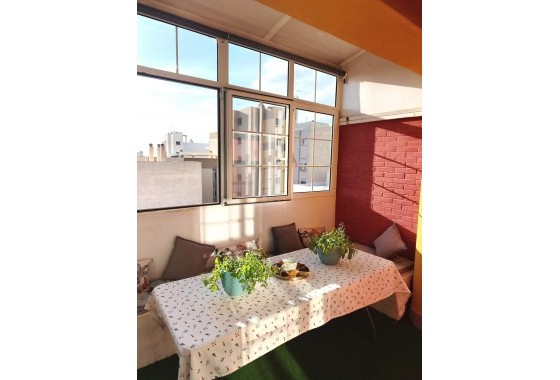 Resale - Apartment / flat - Torrevieja - Centro