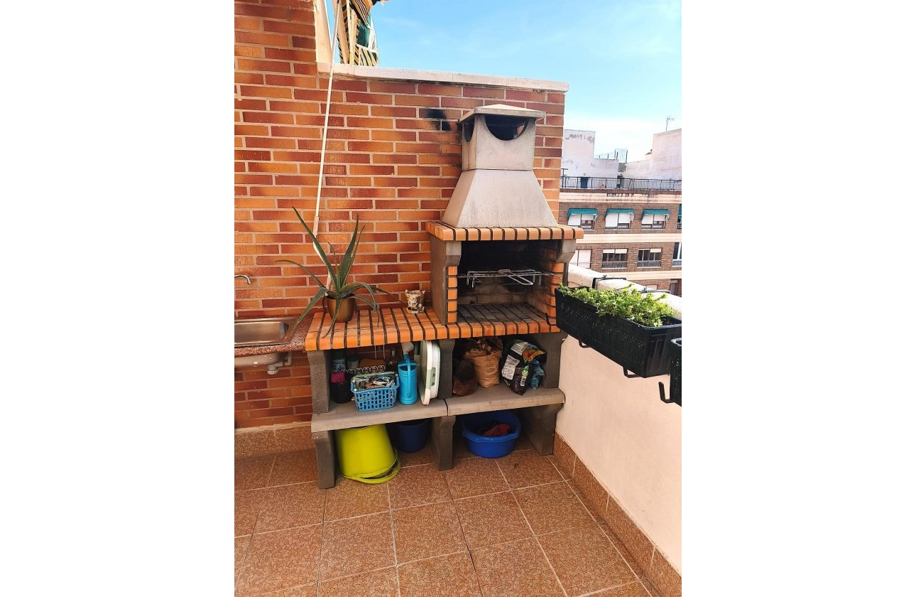 Resale - Apartment / flat - Torrevieja - Centro