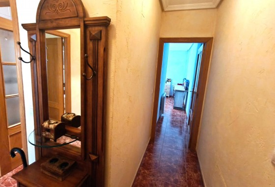 Resale - Apartment / flat - Torrevieja - Centro