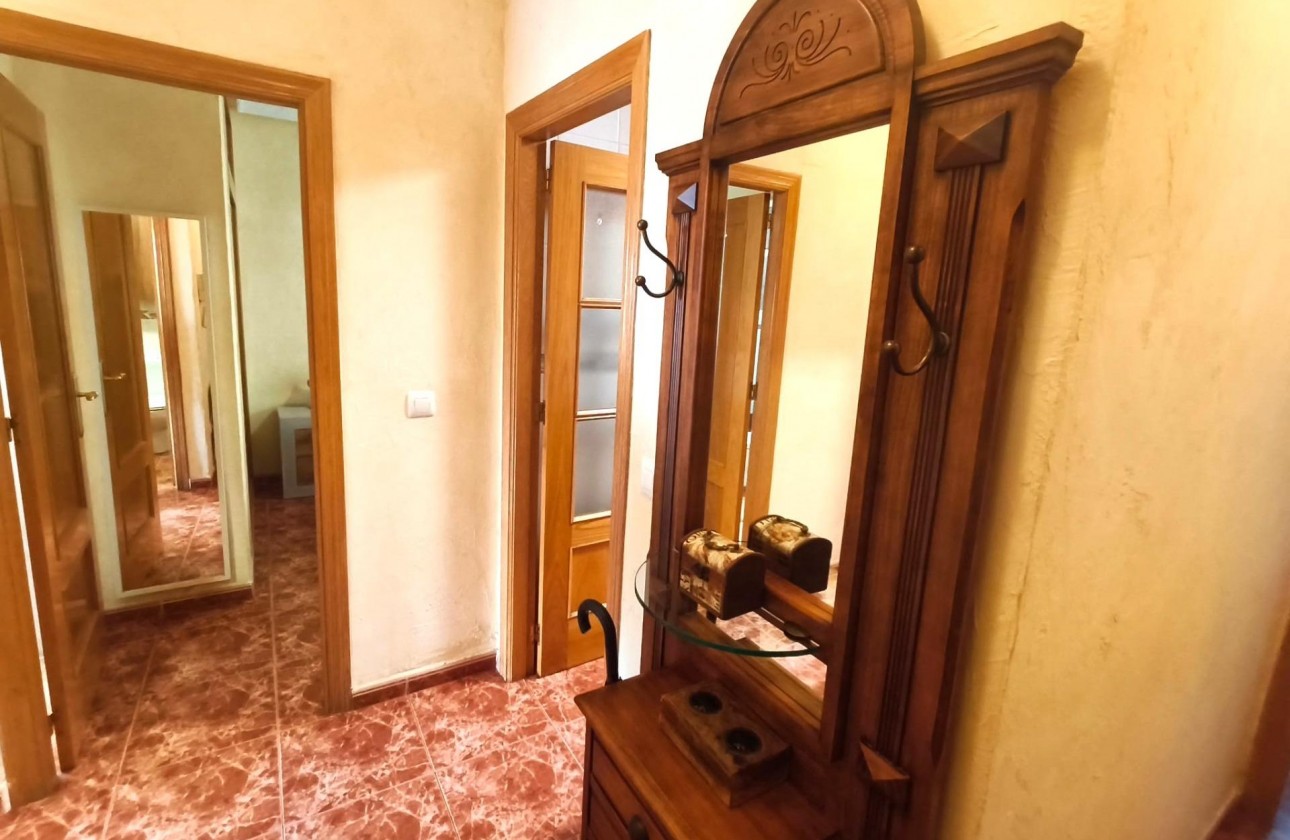 Resale - Apartment / flat - Torrevieja - Centro
