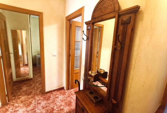 Resale - Apartment / flat - Torrevieja - Centro
