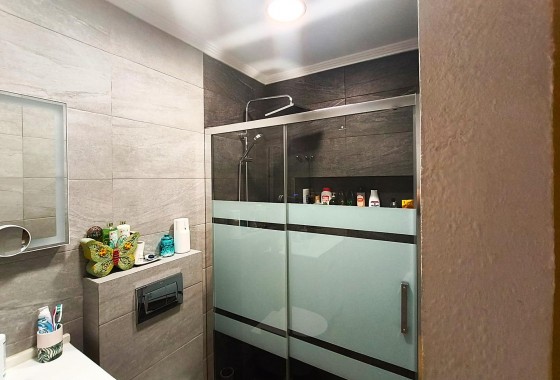 Resale - Apartment / flat - Torrevieja - Centro