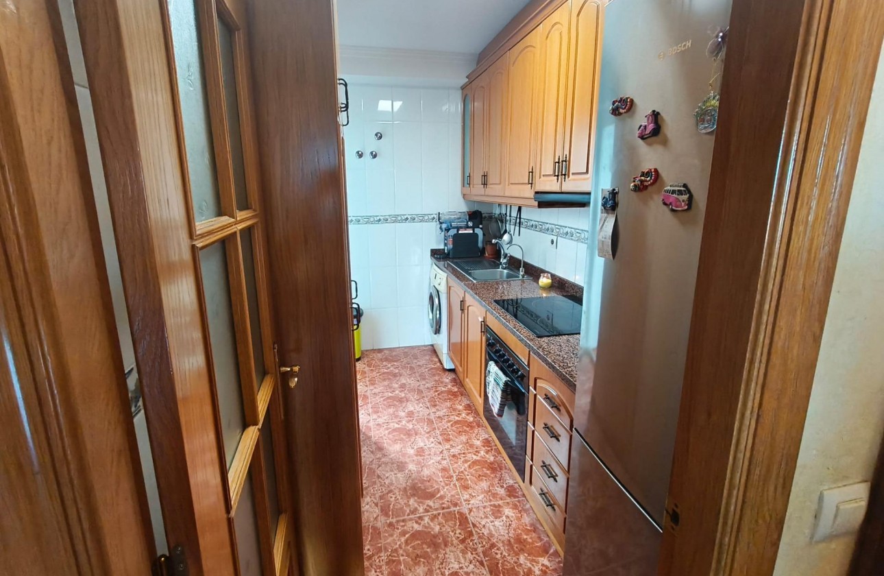 Resale - Apartment / flat - Torrevieja - Centro