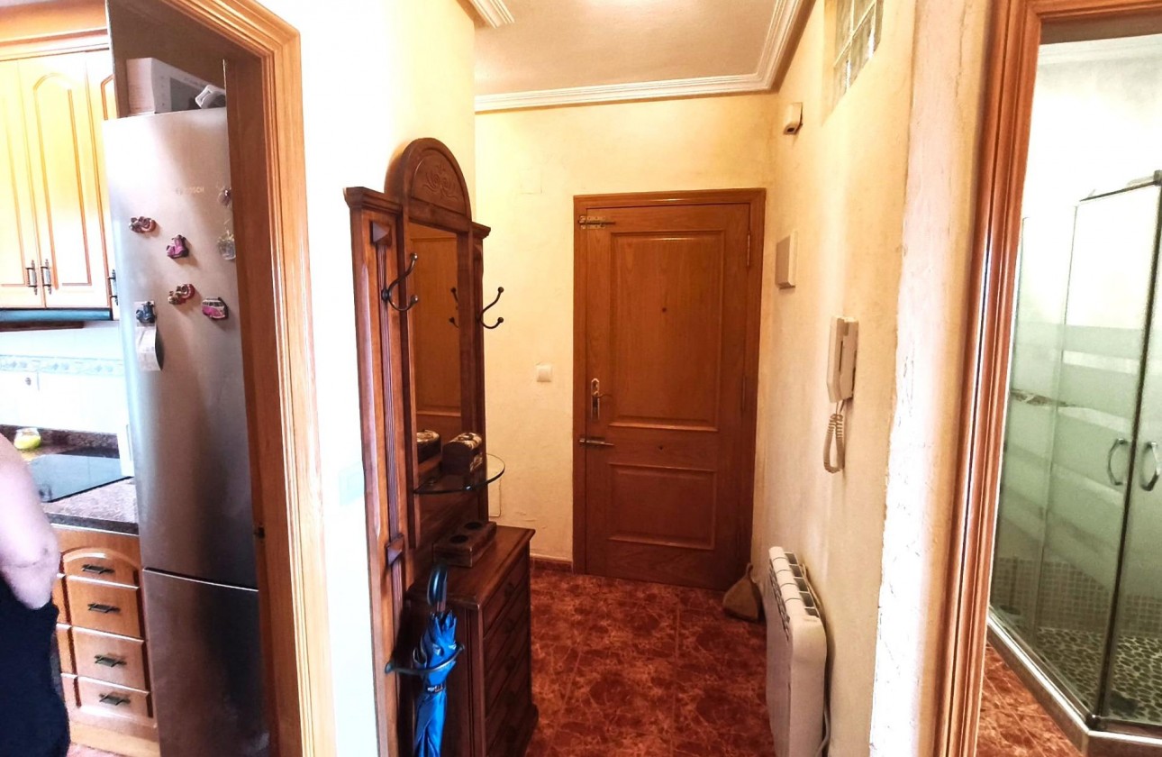 Resale - Apartment / flat - Torrevieja - Centro