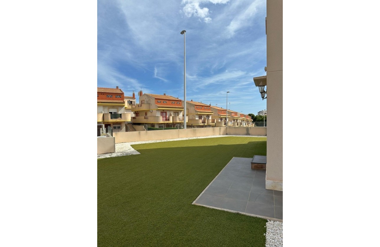 Reventa - Bungalow - Orihuela Costa - La Zenia