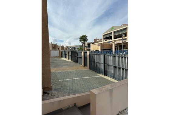 Reventa - Bungalow - Orihuela Costa - La Zenia