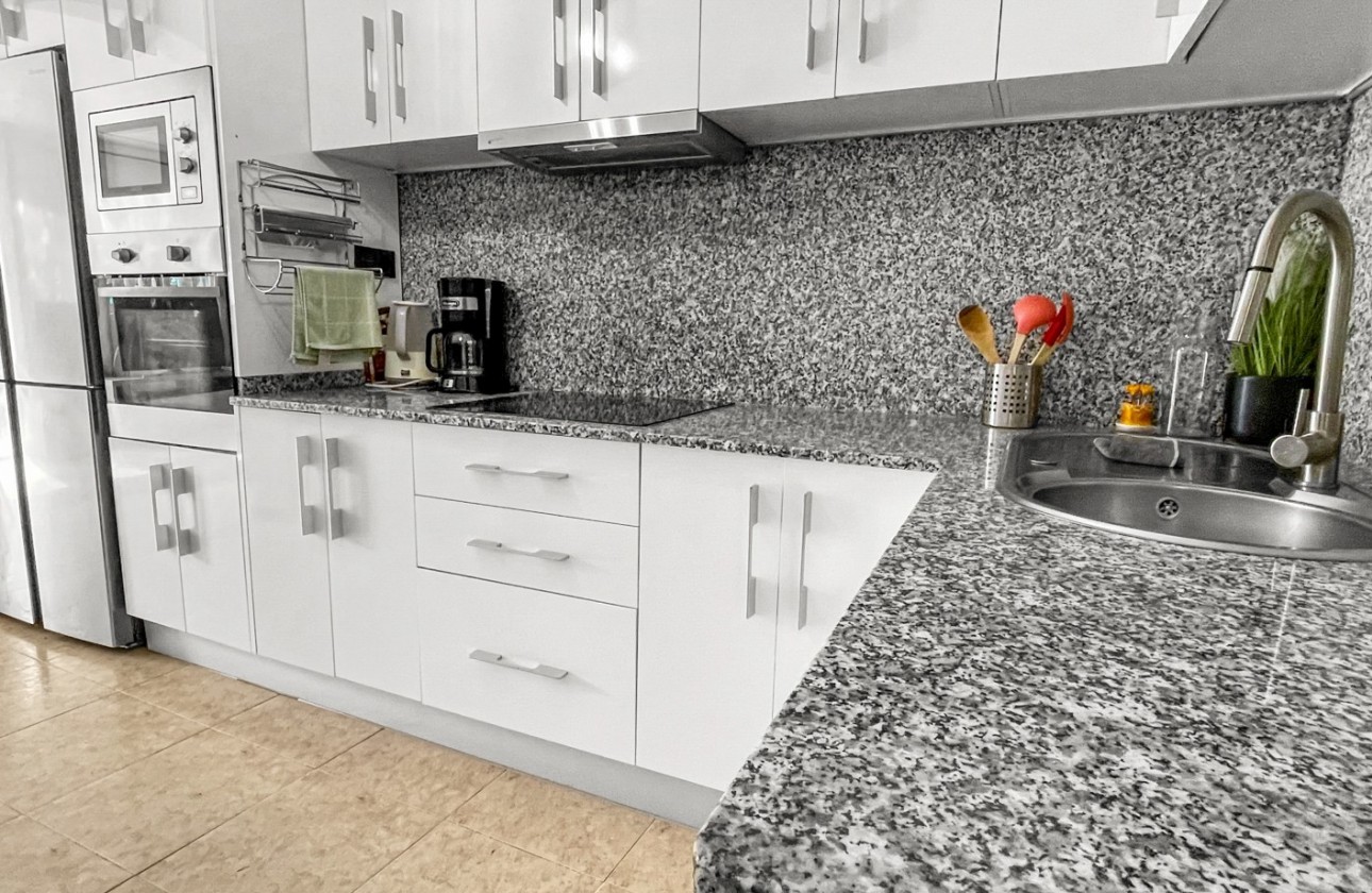 Resale - Bungalow - Torrevieja - Costa Blanca