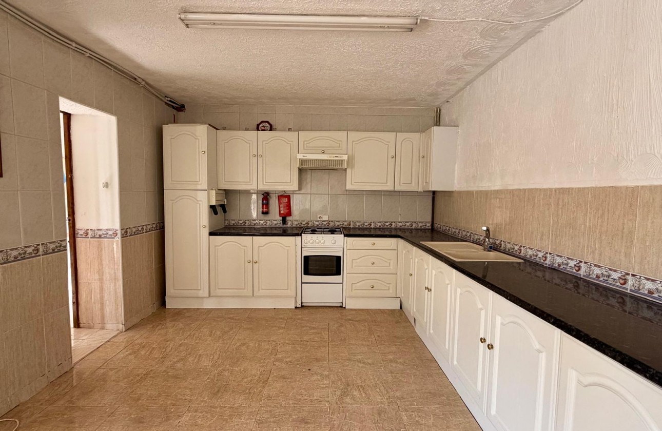 Revente - Country house - Pinoso - Inland