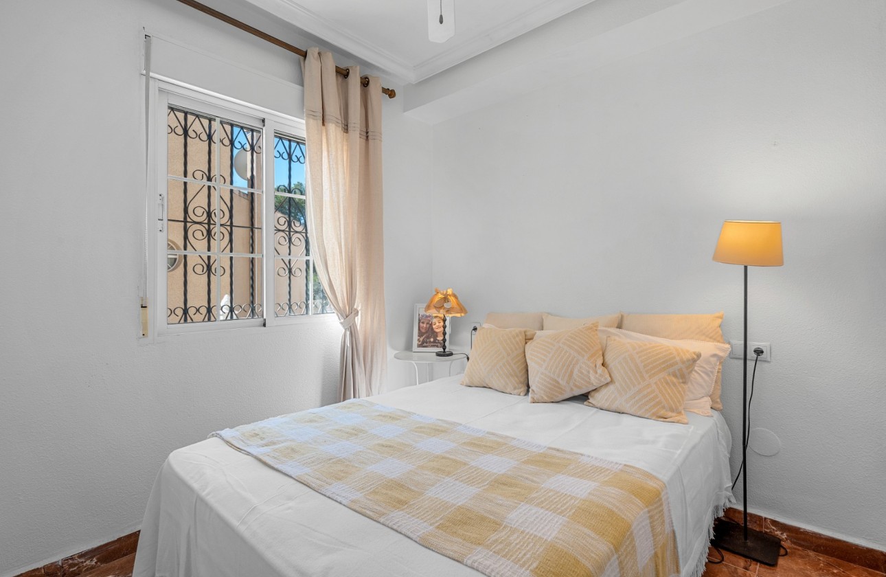 Reventa - Chalet - Villamartin - Costa Blanca
