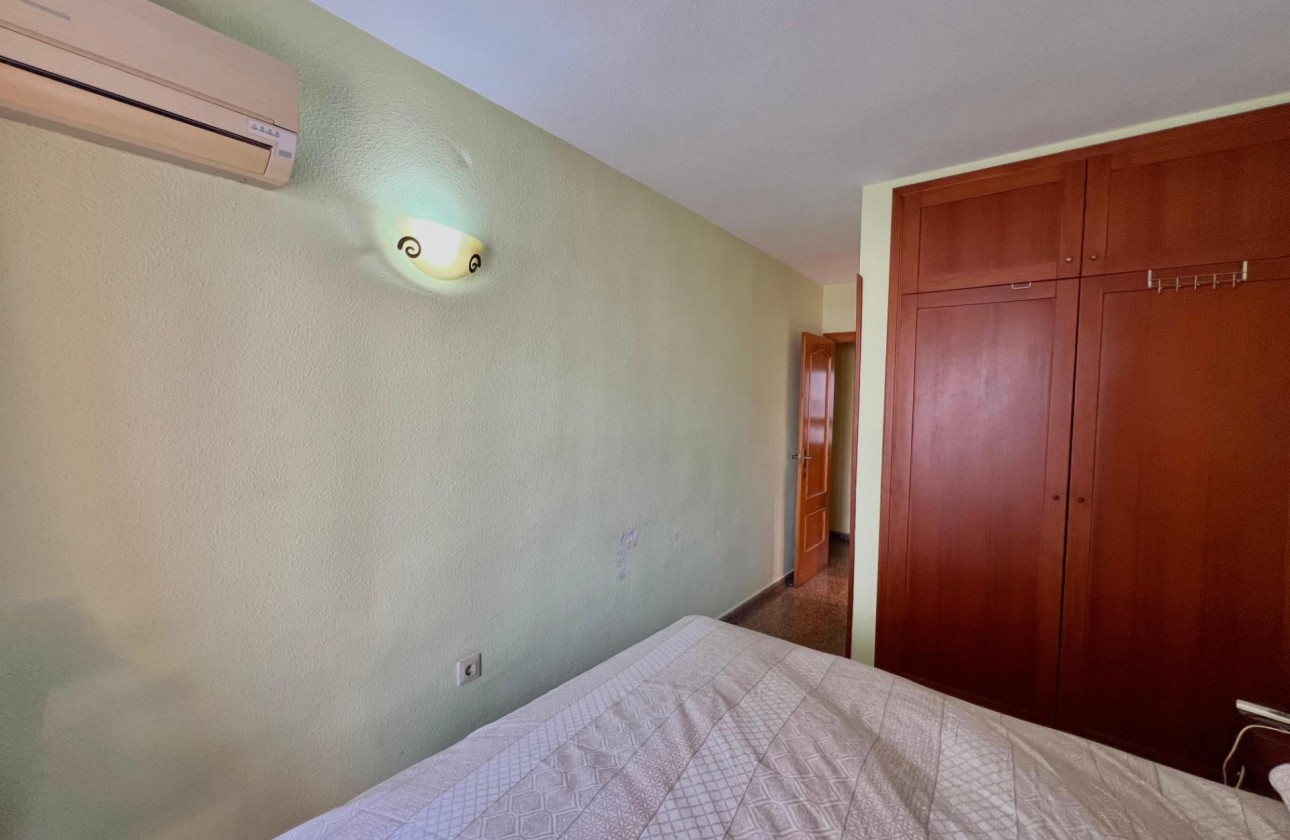 Reventa - Apartamento / piso - Torrevieja - Puerto Deportivo