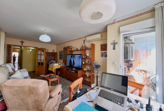 Reventa - Apartamento / piso - Torrevieja - Puerto Deportivo