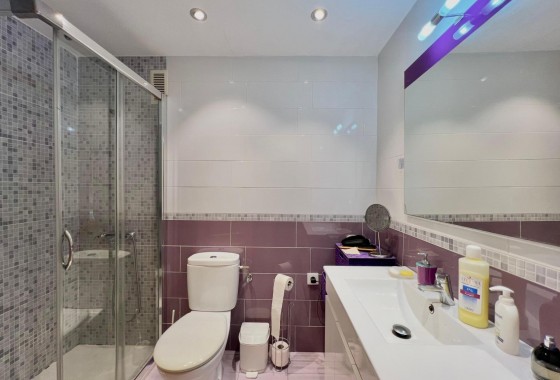 Reventa - Apartamento / piso - Torrevieja - Puerto Deportivo
