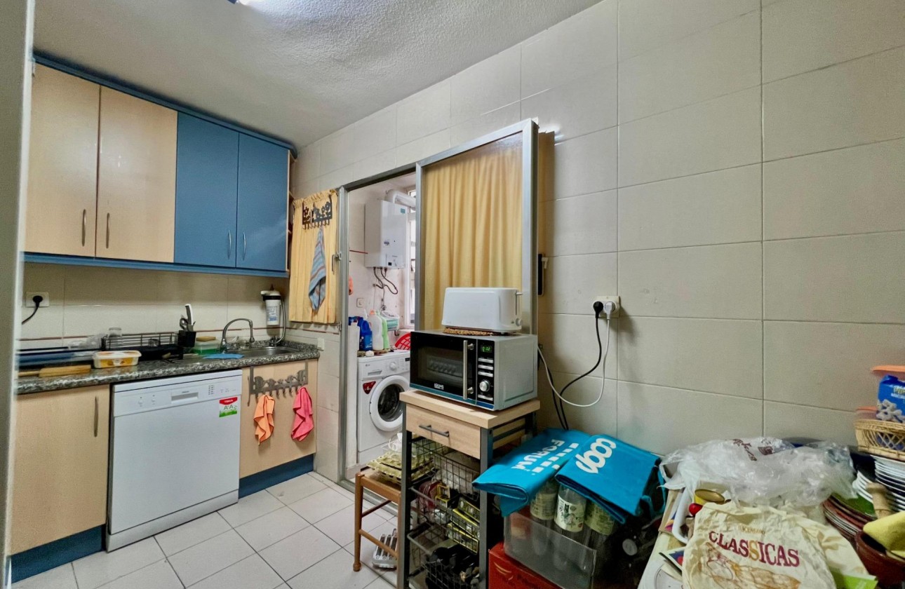 Reventa - Apartamento / piso - Torrevieja - Puerto Deportivo