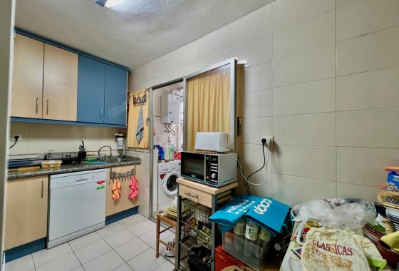 Reventa - Apartamento / piso - Torrevieja - Puerto Deportivo