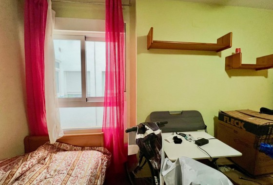 Reventa - Apartamento / piso - Torrevieja - Puerto Deportivo