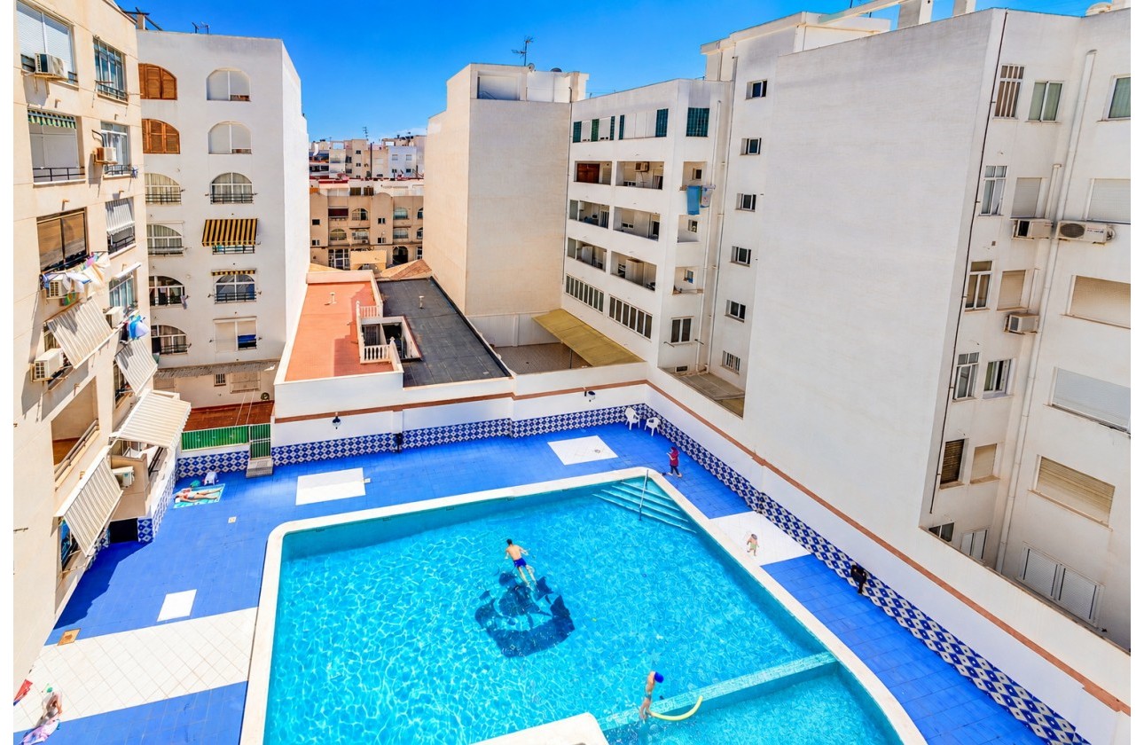 Resale - Apartment / flat - Torrevieja - Playa del Cura
