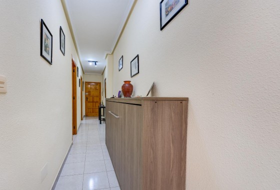 Resale - Apartment / flat - Torrevieja - Playa del Cura