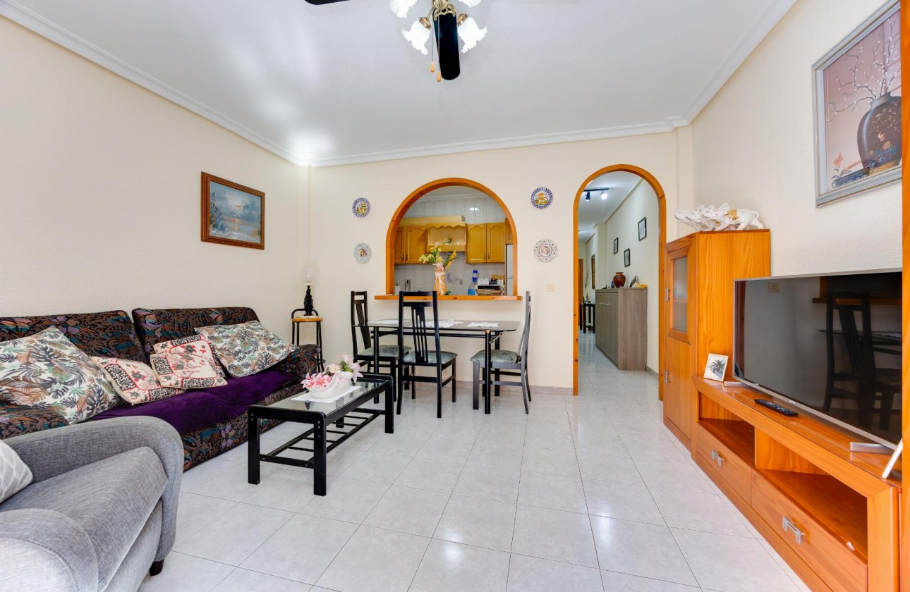 Resale - Apartment / flat - Torrevieja - Playa del Cura