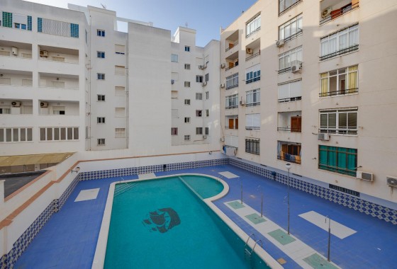 Resale - Apartment / flat - Torrevieja - Playa del Cura