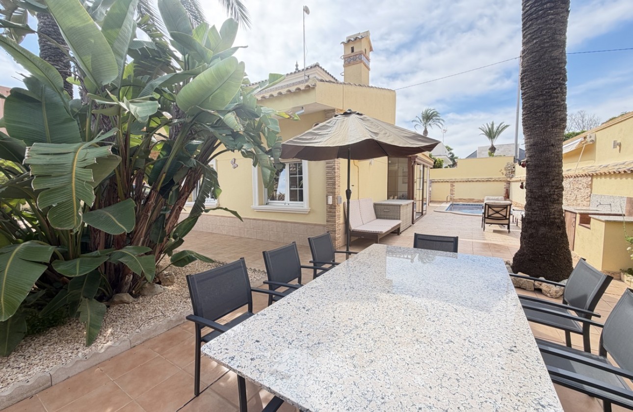Revente - Villa - Cabo Roig