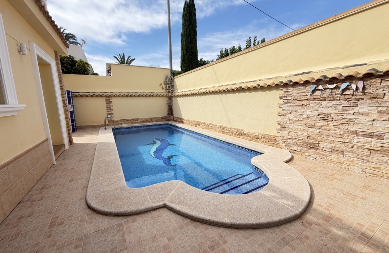 Revente - Villa - Cabo Roig