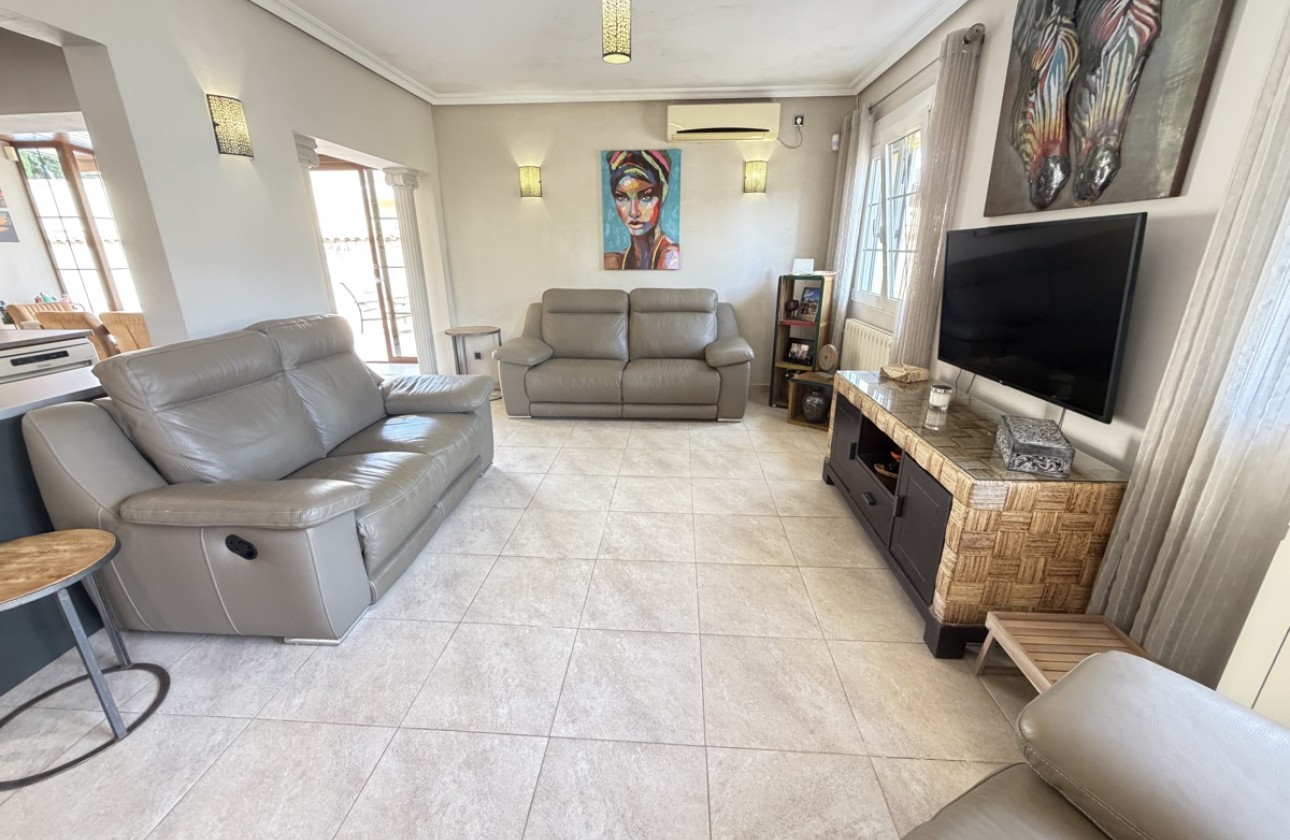 Revente - Villa - Cabo Roig