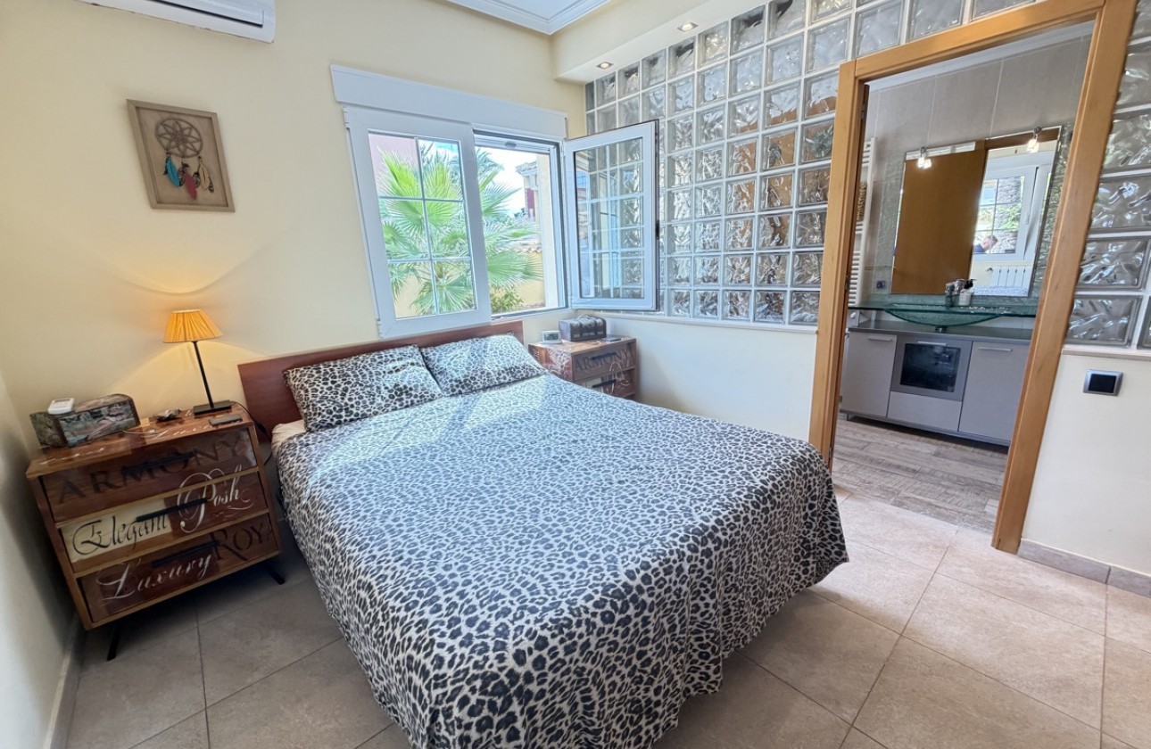 Revente - Villa - Cabo Roig