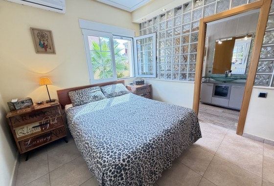 Revente - Villa - Cabo Roig