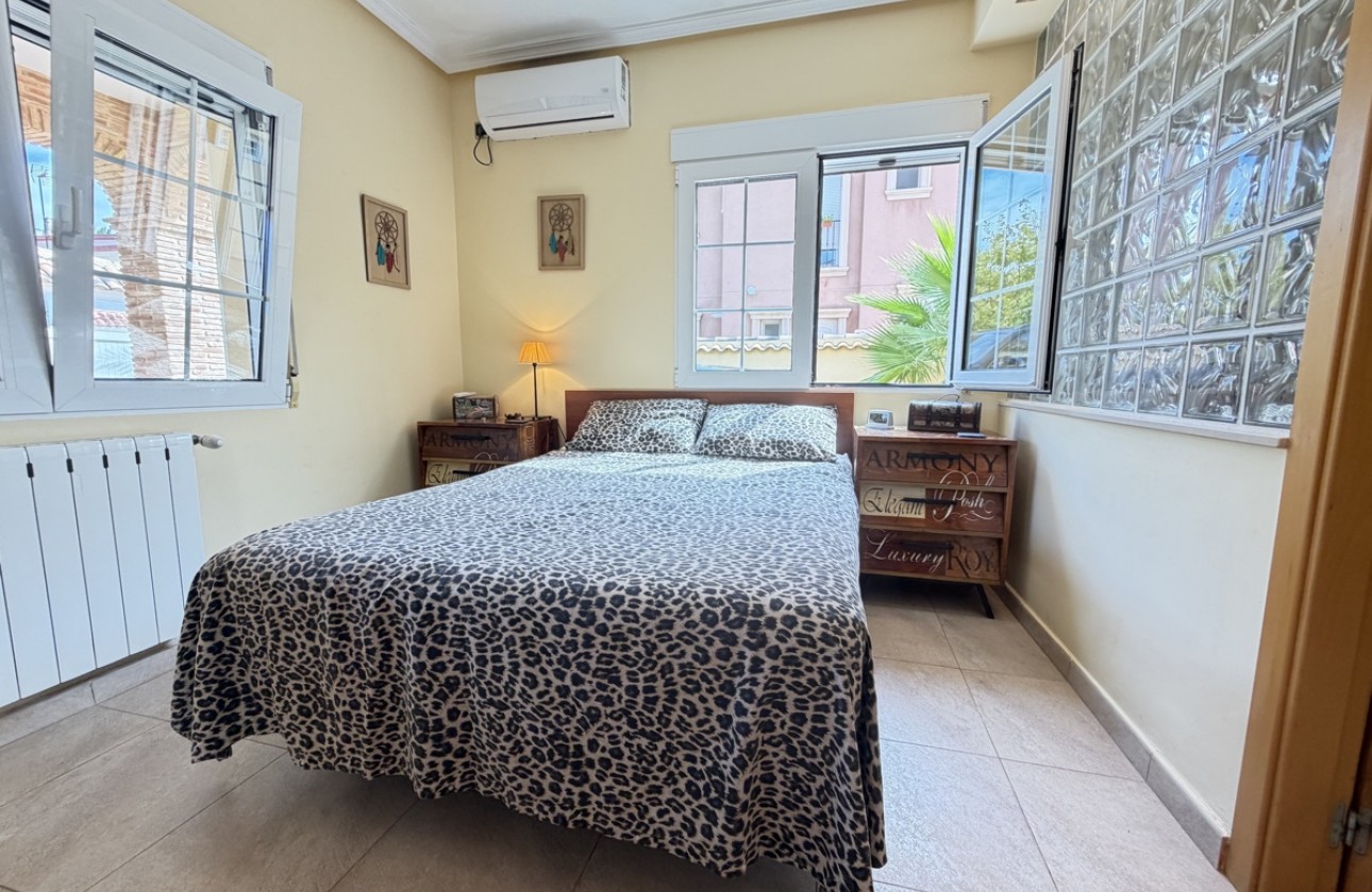 Revente - Villa - Cabo Roig