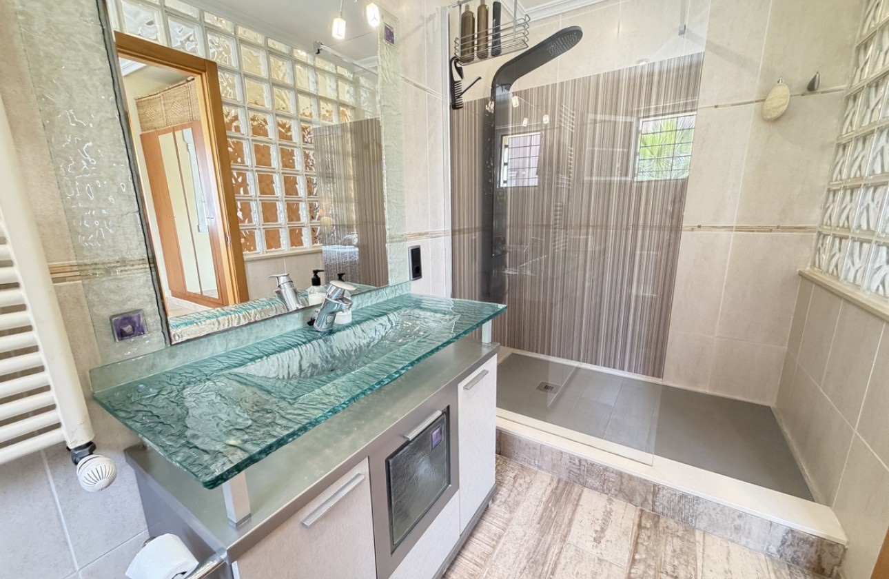 Revente - Villa - Cabo Roig