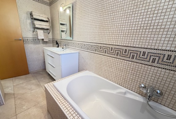 Revente - Villa - Cabo Roig