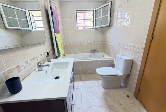 Revente - Villa - Cabo Roig