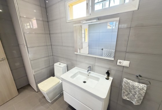 Revente - Villa - Cabo Roig