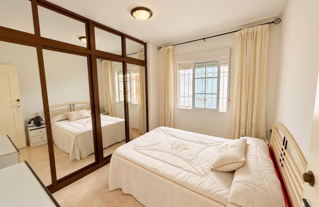 Resale - Bungalow - Torrevieja - Torreblanca