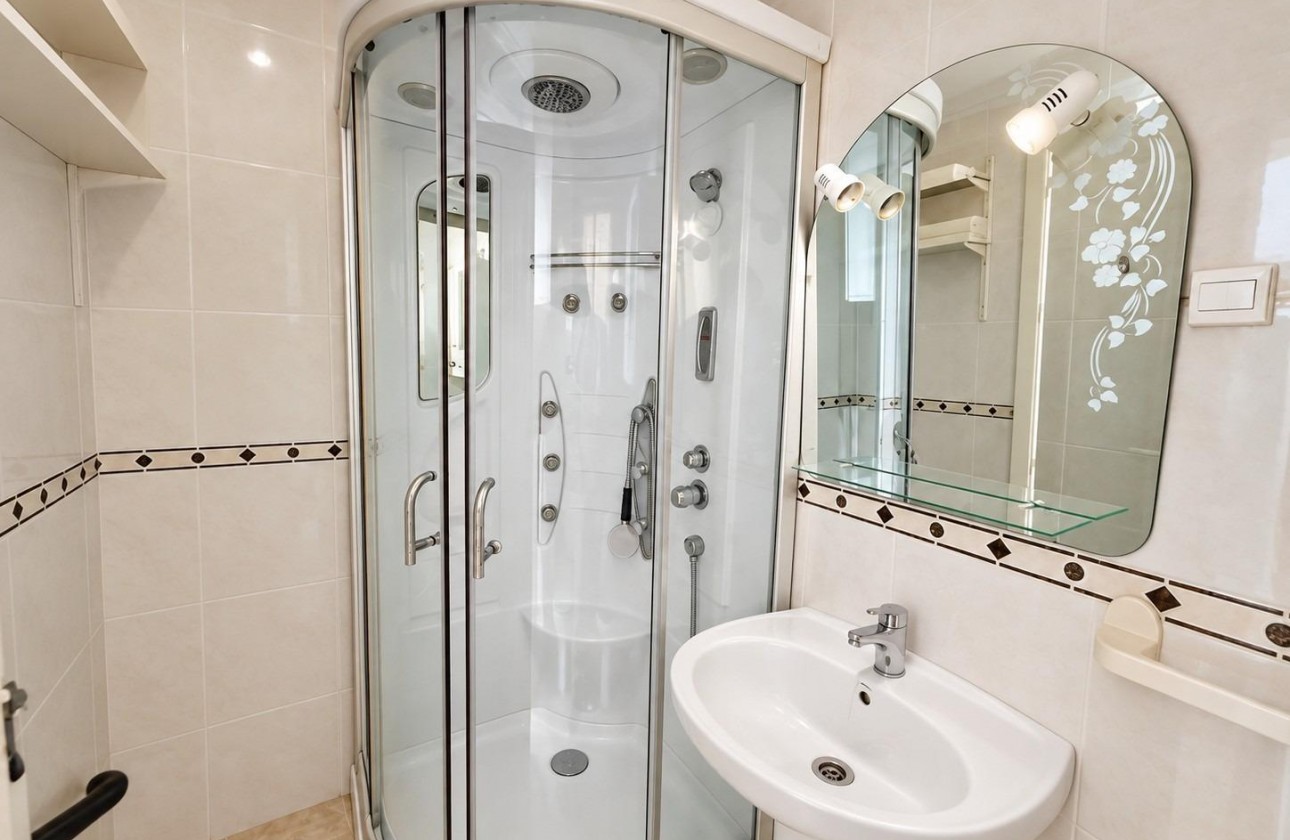 Resale - Bungalow - Torrevieja - Torreblanca