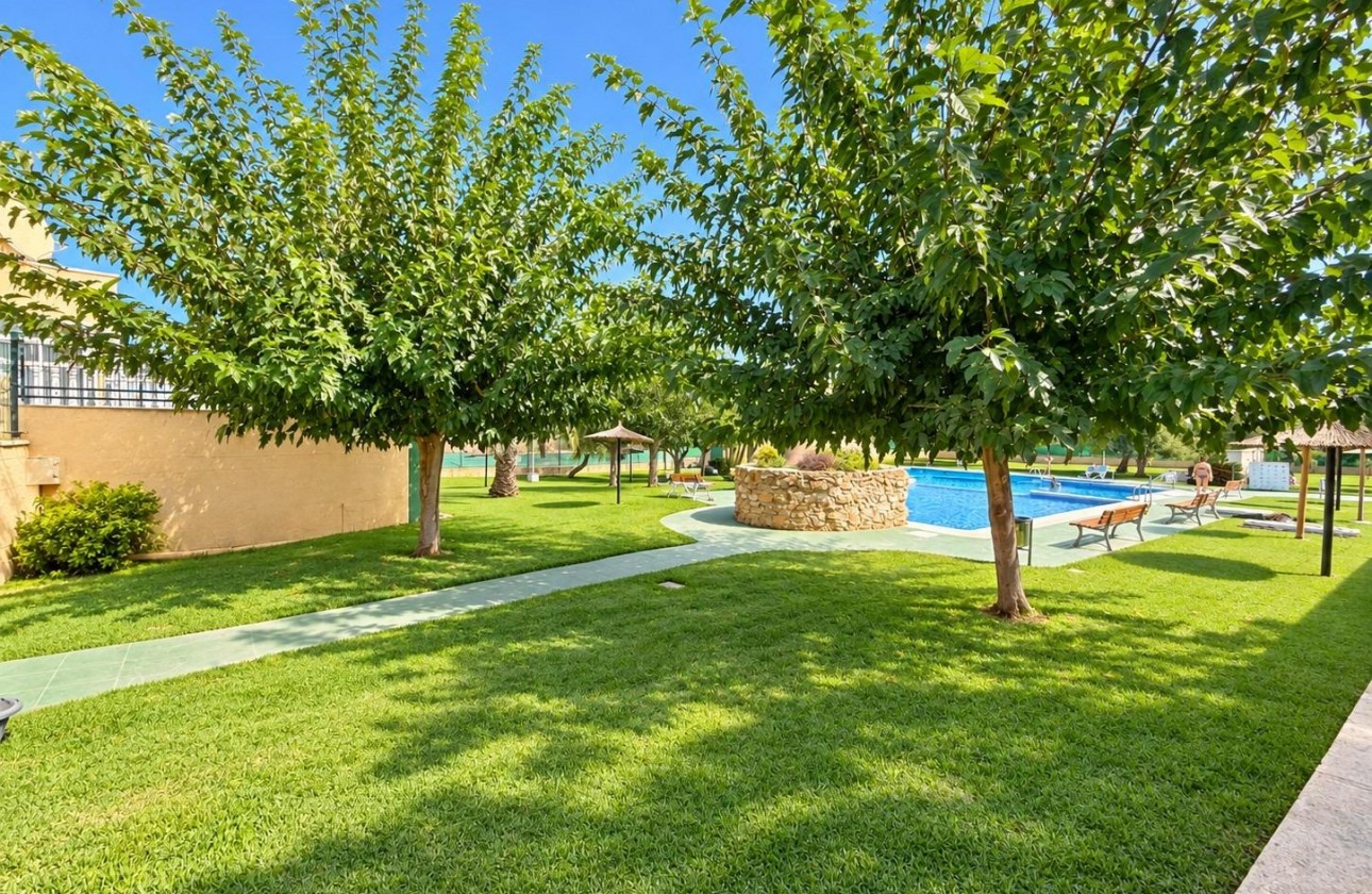 Resale - Bungalow - Torrevieja - Torreblanca